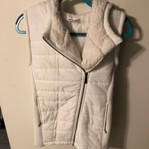 Artisan NY fleece lined vest size large white